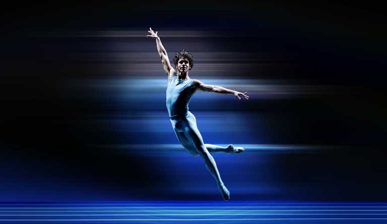 PUGNA ISAAC HERNÁNDEZ POR HACER RENTABLES LAS ARTES