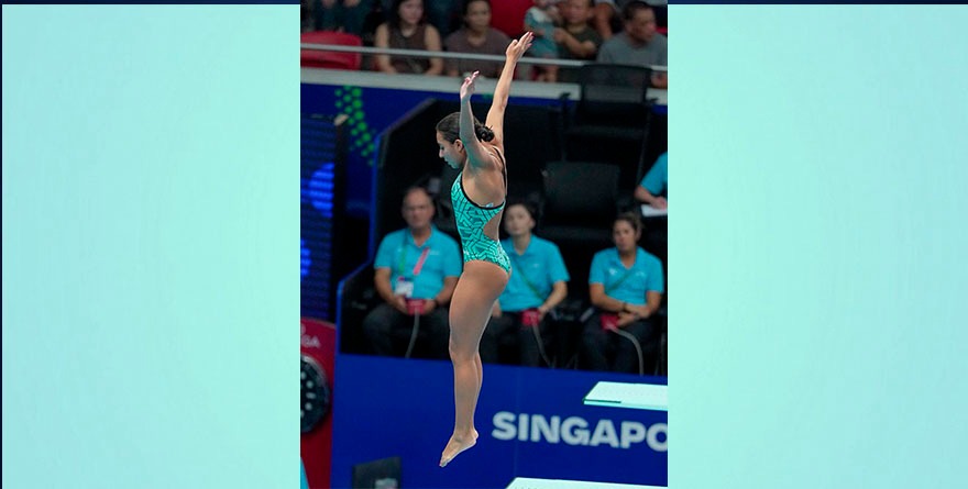 Clavadista mexicana brilla en la NCAA