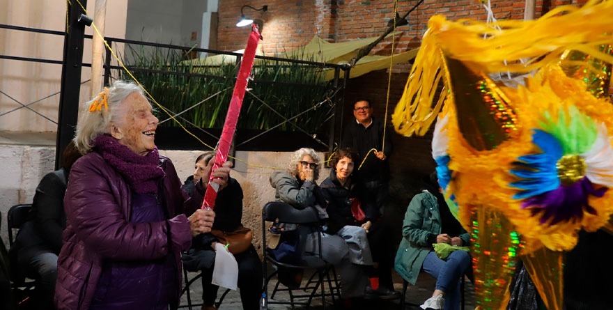 FESTEJA PONIATOWSKA POSADA Y PROYECTOS