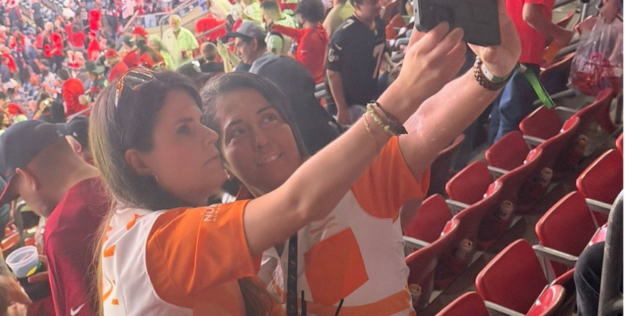 CAPTAN EN JUEGO DE NLF A ‘UNIFORMADAS’ DE NL