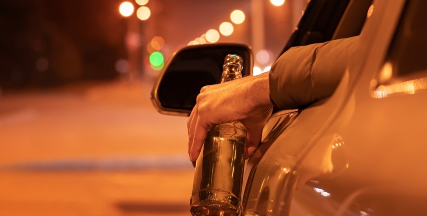 PIDEN NO CONDUCIR BAJO EFECTOS DEL ALCOHOL