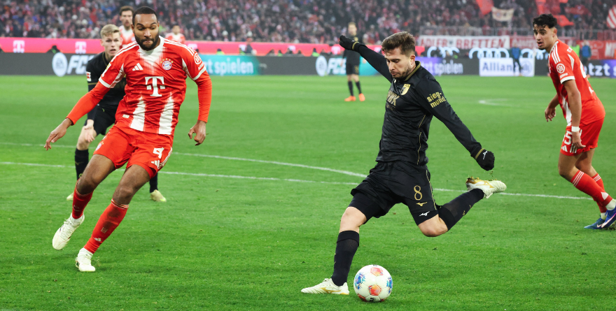 ¡SORPRESA EN LA BUNDESLIGA! BAYERN MÚNICH CAE ANTE AUGSBURGO