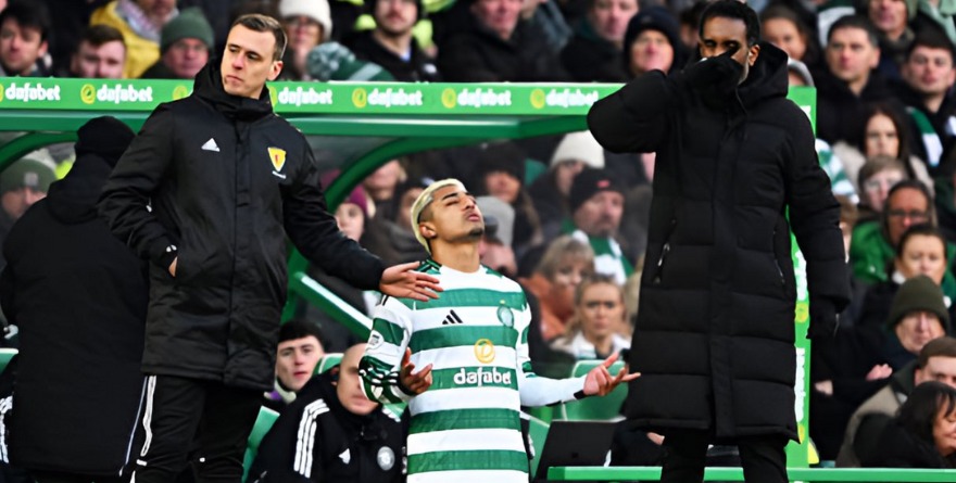 DEBUTA JULIÁN ARAUJO CON EL CELTIC DE ESCOCIA