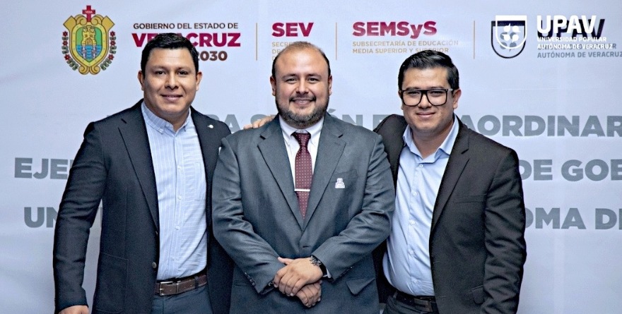 DETIENEN A EX DIRECTIVOS DE UNIVERSIDAD POPULAR DE VERACRUZ