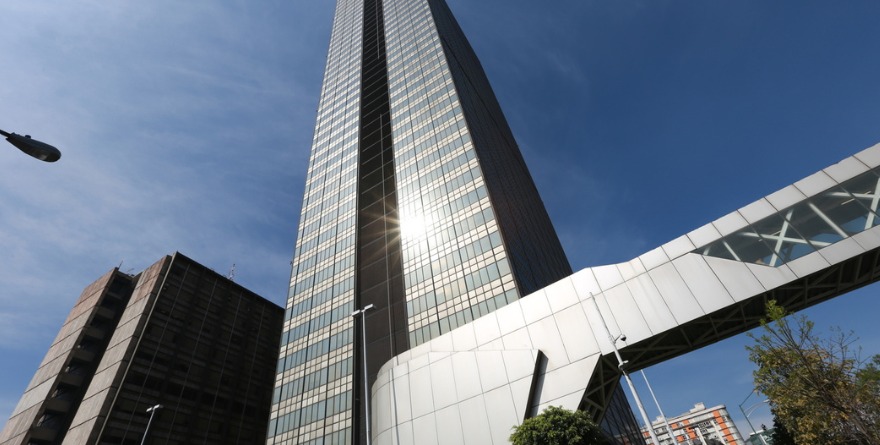 ADJUDICA PEMEX CONTRATOS A FAVORITAS