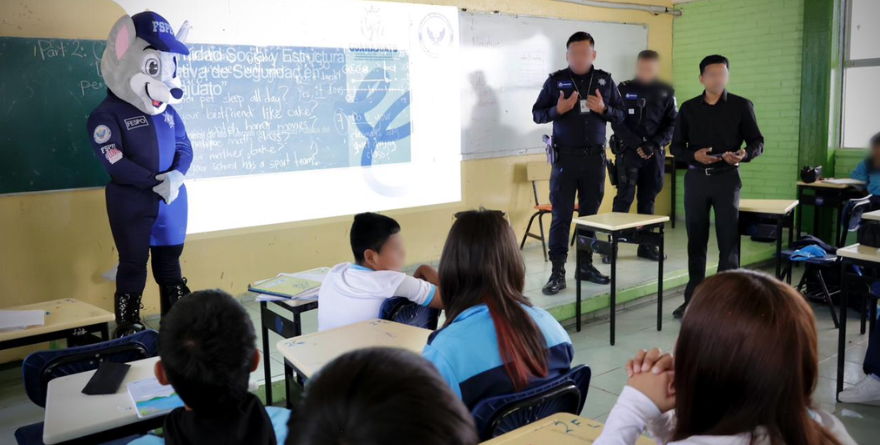 EL ROSTRO HUMANO DE LA POLICÍA LLEGA A LAS AULAS