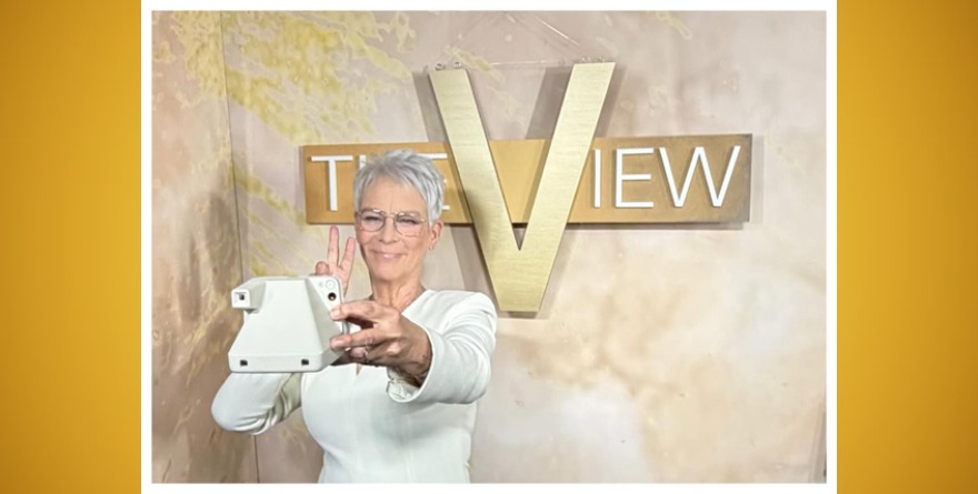 JAMIE LEE CURTIS CELEBRA 27 AÑOS DE SOBRIEDAD