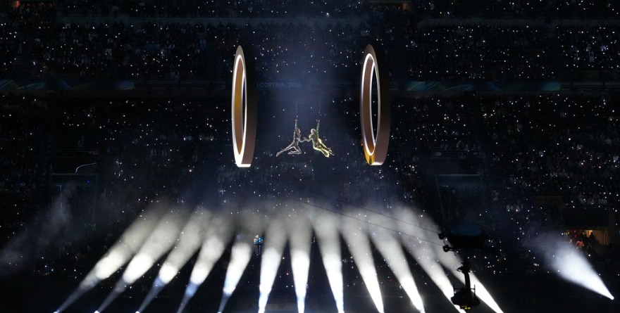 VEN DESAFORTUNADOS UNIFORMES OLÍMPICOS
