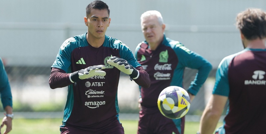 Llaman a 7 Chivas al Tri