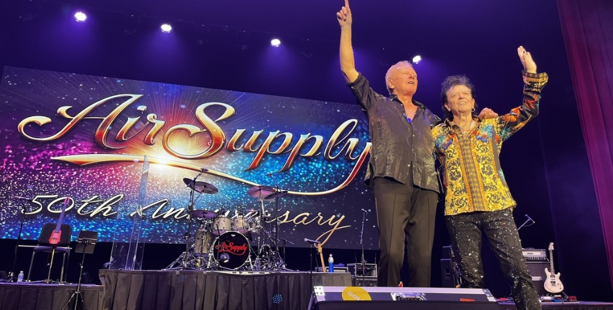 CELEBRA AIR SUPPLY 50 AÑOS DE CARRERA
