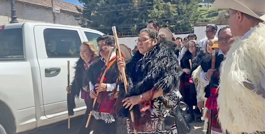 USAN ‘MACHUCHONAS’ PARA SESIÓN EN CHIAPAS