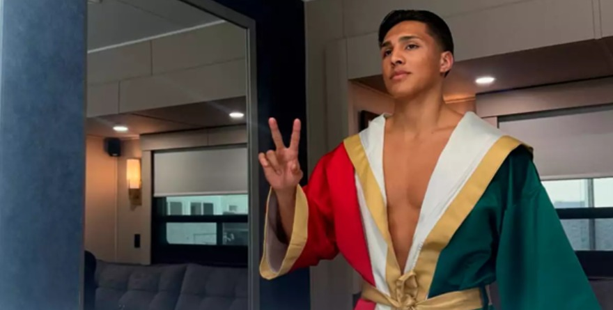 EMILIANO ‘EL GENERAL’ VARGAS, EL MEXICANO QUE BOXEÓ EN EL HALFTIME