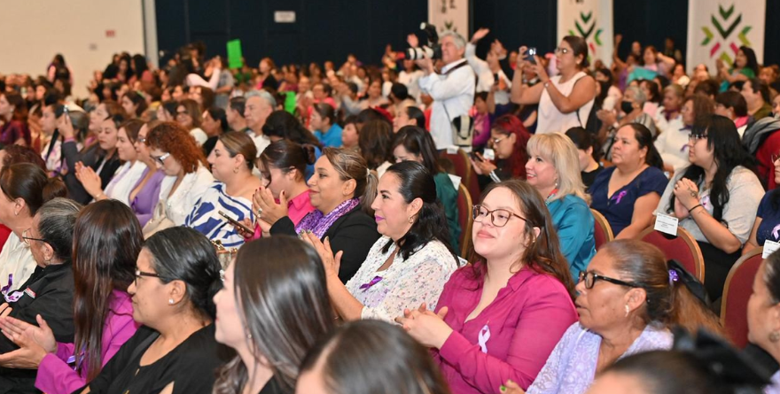 RICARDO GALLARDO REAFIRMA APOYO SIN LÍMITES A LAS MUJERES POTOSINAS