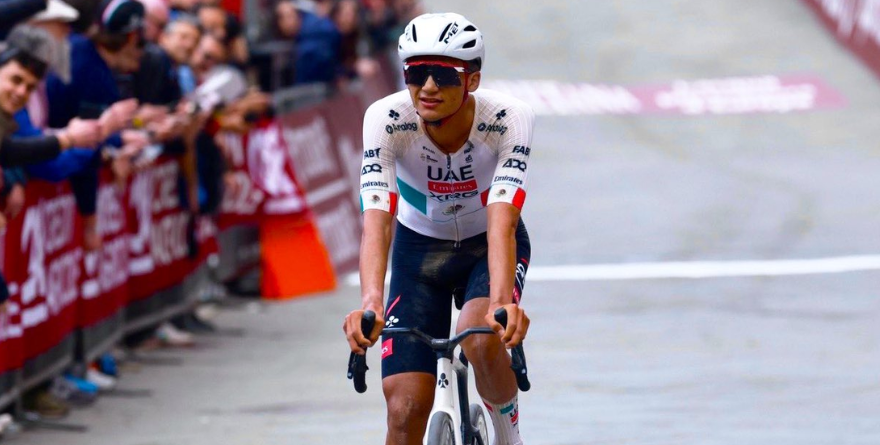 DEFIENDE DEL TORO LA GENERAL Y SIGUE DE LÍDER