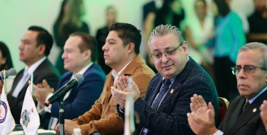 RICARDO GALLARDO PARTICIPA EN ENCUENTRO NACIONAL DEL NOTARIADO MEXICANO