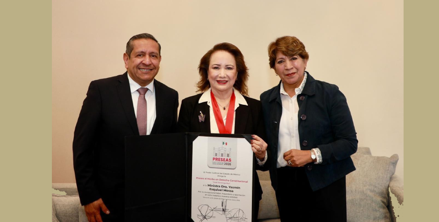 PRESEA AL MÉRITO CONSTITUCIONAL PARA ESQUIVEL