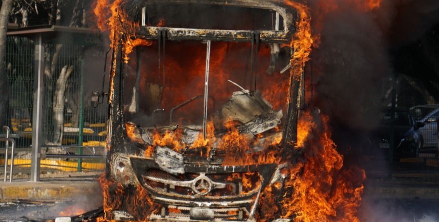 VAN 13 A PROCESO POR NARCOBLOQUEOS