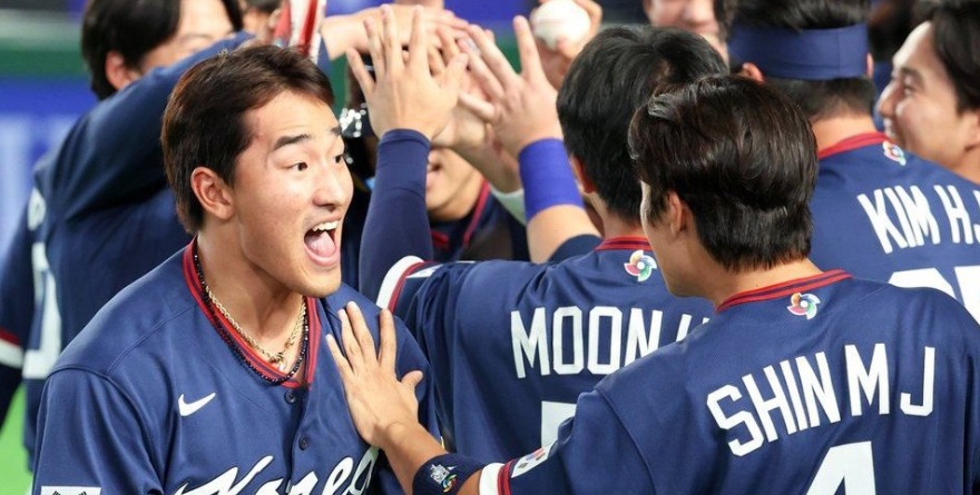 COREA DEL SUR AVANZA A CUARTOS DE FINAL