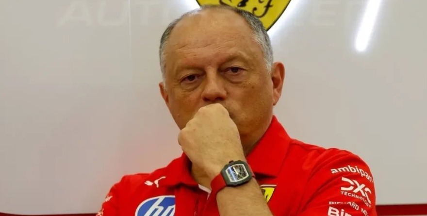 PIDE VASSEUR NO CAMBIAR DE INMEDIATO EL NUEVO REGLAMENTO