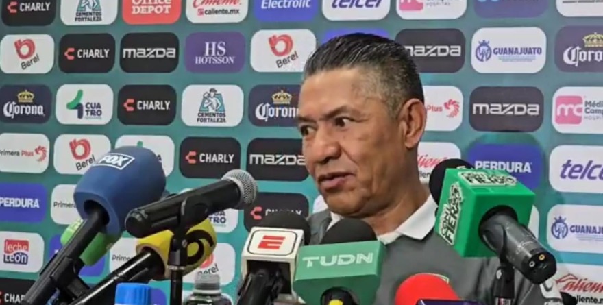 SALE DT NACHO AMBRIZ DEL BANQUILLO DEL LEÓN