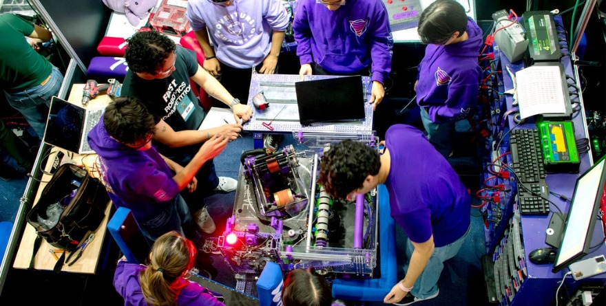 CRECE FENÓMENO FIRST ROBOTICS