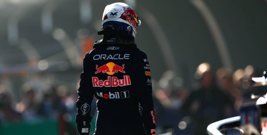 URGEN A VERSTAPPEN SOLUCIONES EN EL AUTO RED BULL