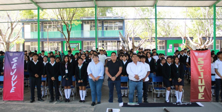 FORTALECEN A LOS JÓVENES CON ORIENTACIÓN VOCACIONAL