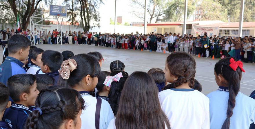 RESCATAN JUEGOS TRADICIONALES EN ESCUELAS DE LEÓN