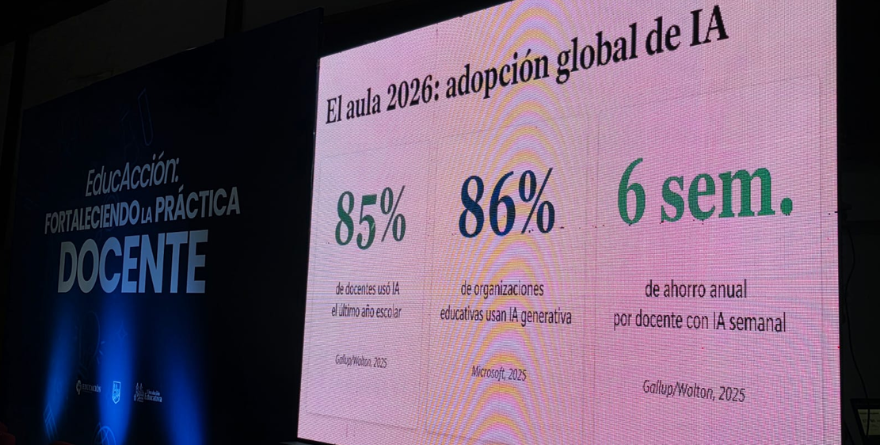 MAESTROS SE CAPACITAN EN INTELIGENCIA ARTIFICIAL