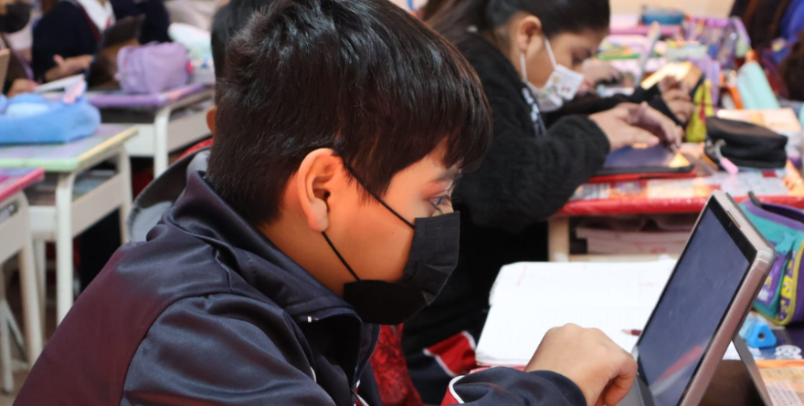 COLABORACIÓN SOCIAL FORTALECE AULAS EN DOLORES HIDALGO