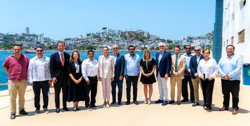 TIANGUIS TURÍSTICO CELEBRA 50 AÑOS REGRESANDO A ACAPULCO