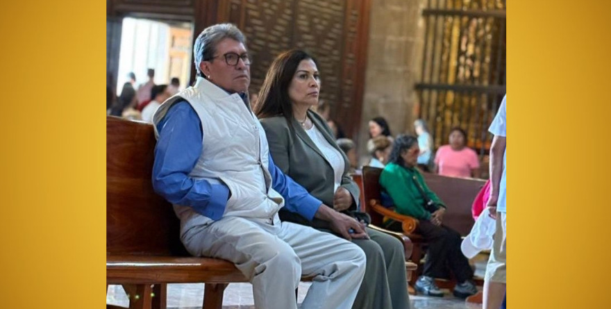 CREA POLÉMICA ENTRE MORENISTAS FOTO DE MONREAL EN IGLESIA