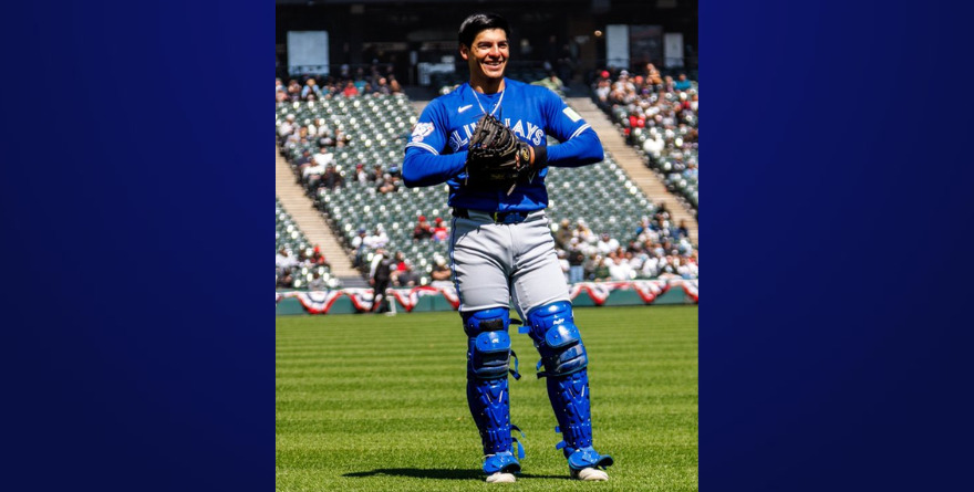DEBUTA BRANDON VALENZUELA COMO CATCHER DE LOS BLUE JAYS