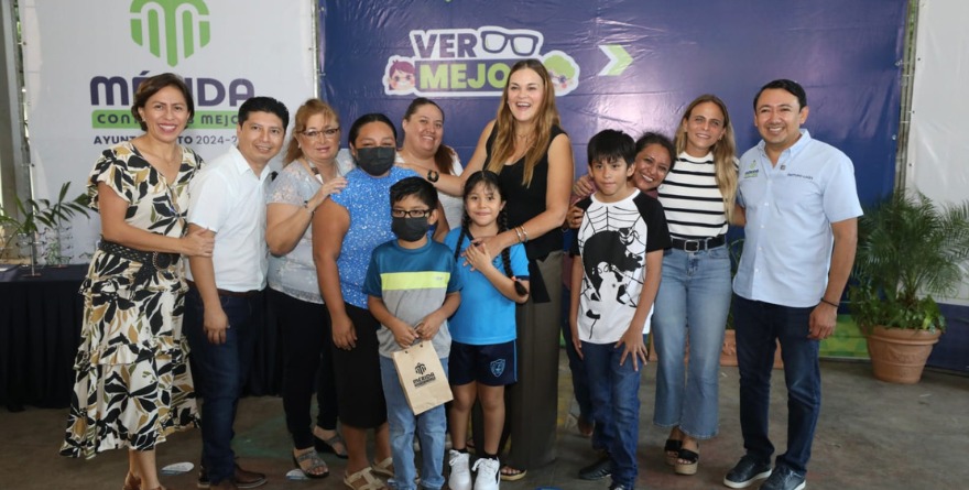 8,600 RAZONES PARA SONREÍR, CECILIA PATRÓN IMPULSA LA SALUD VISUAL