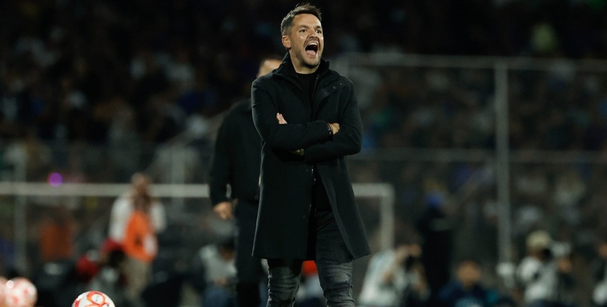 LARCAMÓN, SORPRENDIDO Y DOLIDO POR SU CESE DE CRUZ AZUL
