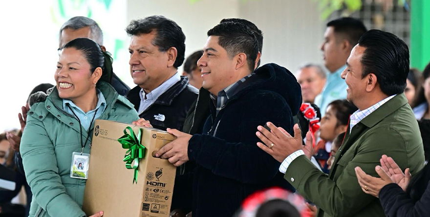 ¿QUIÉN ES RICARDO GALLARDO CARDONA?