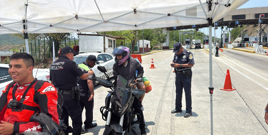 EJÉRCITO Y MARINA PARTICIPAN EN DISPOSITIVO DE SEGURIDAD EN LA COSTERA