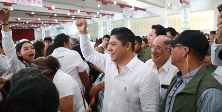 BUSCAN MODERNIZAR EL SECTOR LABORAL ANTE EL NEARSHORING