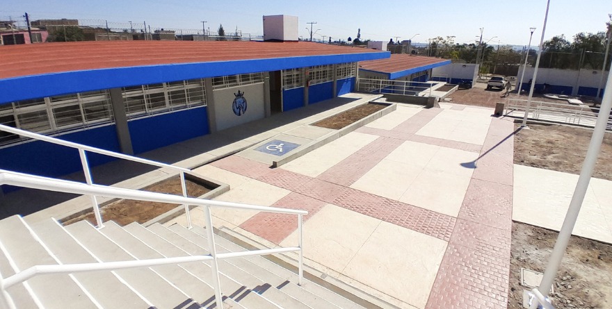 INVIERTEN MÁS DE 15 MILLONES DE PESOS EN LA SECUNDARIA RUFINO TAMAYO DE LEÓN