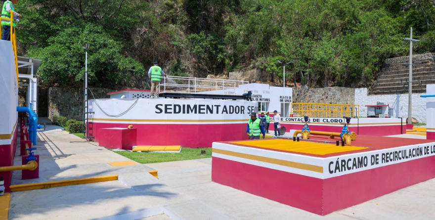 DEVELAN PLACA INAUGURAL DE LA PLANTA DE TRATAMIENTO BIOLÓGICO