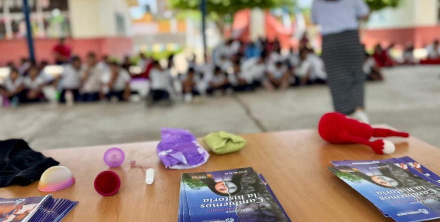 COMBATEN LA DESERCIÓN ESCOLAR CON EDUCACIÓN MENSTRUAL TRASVERSAL