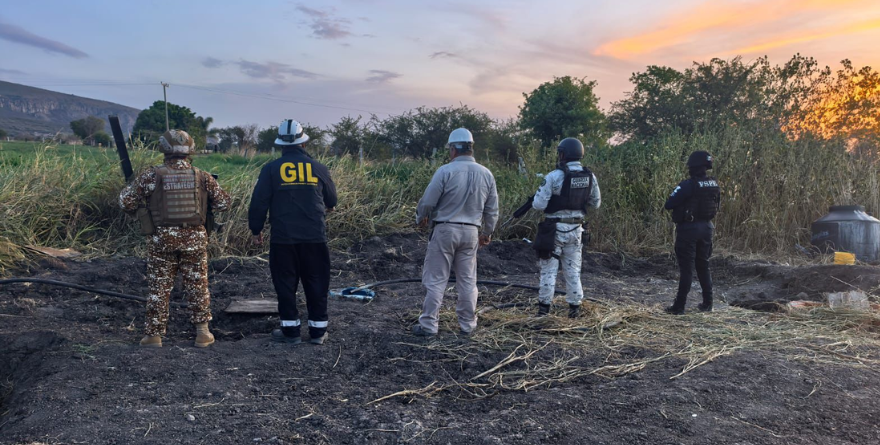 HALLAN MEGADEPÓSITO DE COMBUSTIBLE EN CELAYA