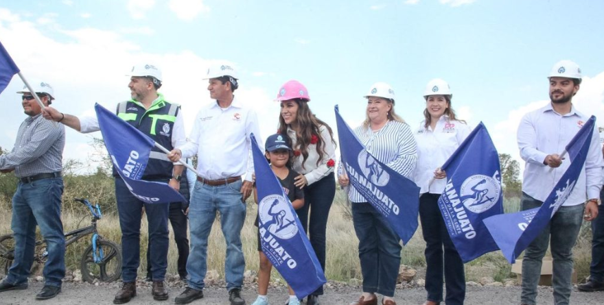 MÁS OBRA Y APOYO AL CAMPO PARA CUERÁMARO