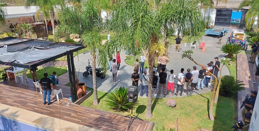 CLAUSURAN ANEXO DE TLAQUEPAQUE POR SOBRECUPO Y MALTRATO