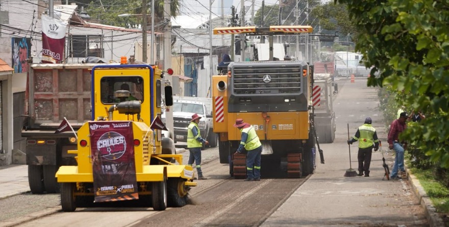 EL TREN DE PAVIMENTACIÓN LLEGA AL BULEVAR XONACA