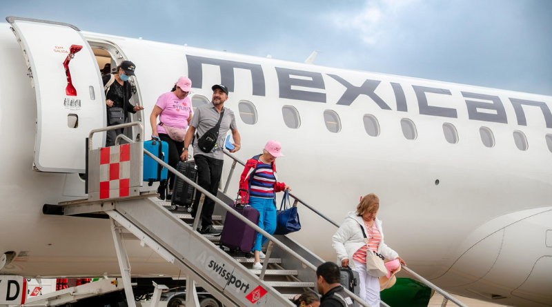 EN GUERRERO SUBE EL TURISMO AÉREO