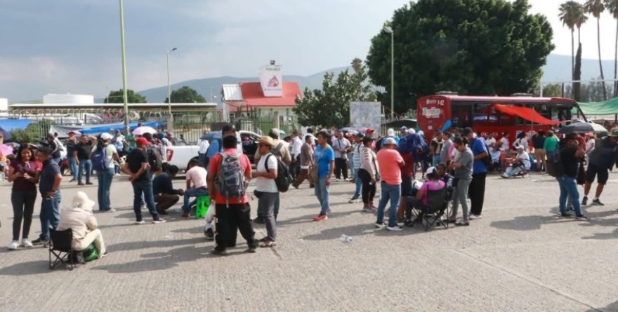 EN LOS ESTADOS CNTE PARALIZA LAS TERMINALES DE PEMEX