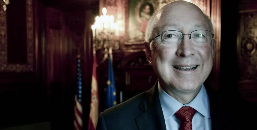 KEN SALAZAR SEÑALA TEMOR DE AMLO A ‘EL MAYO’ Y SUS POSIBLES REVELACIONES
