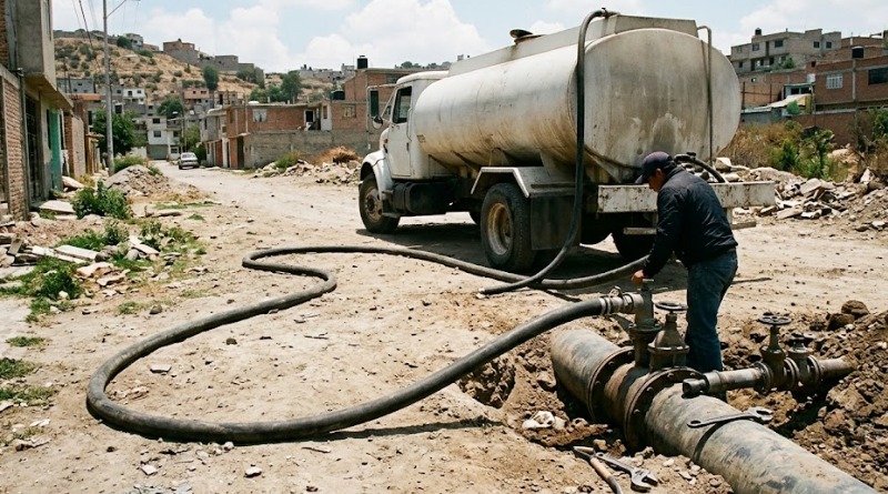 ORDEÑA DE AGUA EN ECATEPEC