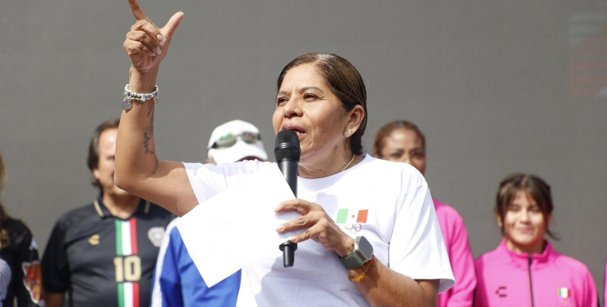 PRESENTAN EQUIPO PARA JUEGOS CENTROAMERICANOS Y DEL CARIBE